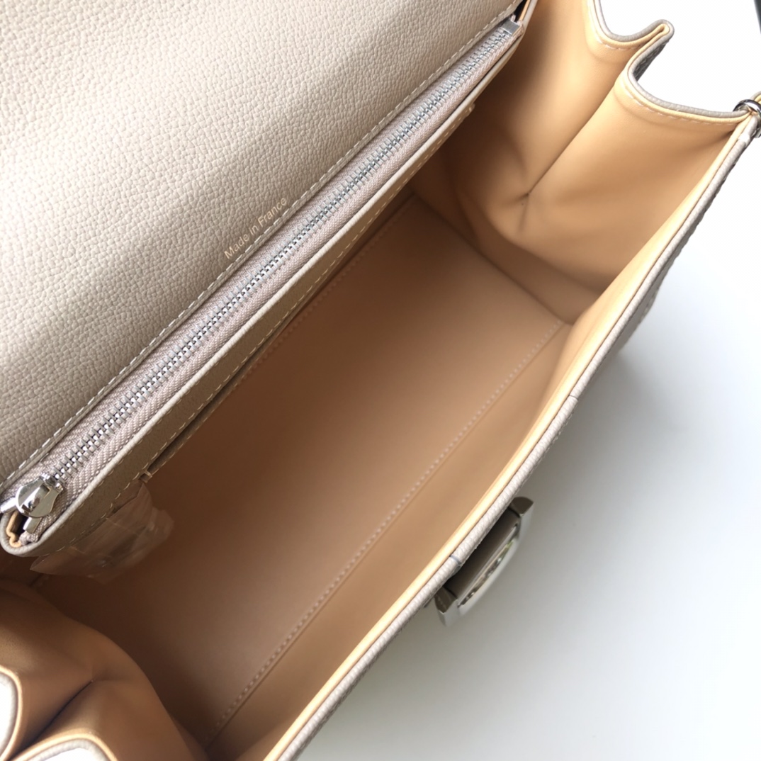 DELVAUX      🇧🇪brillant togo