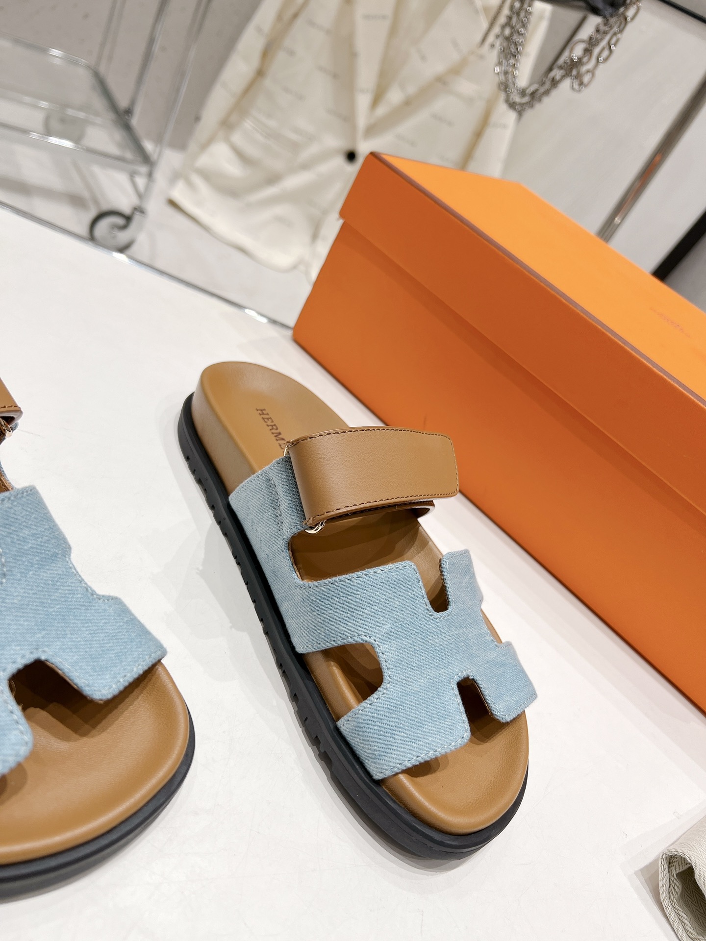 Hermes spring and summer sandals series couple models classic models