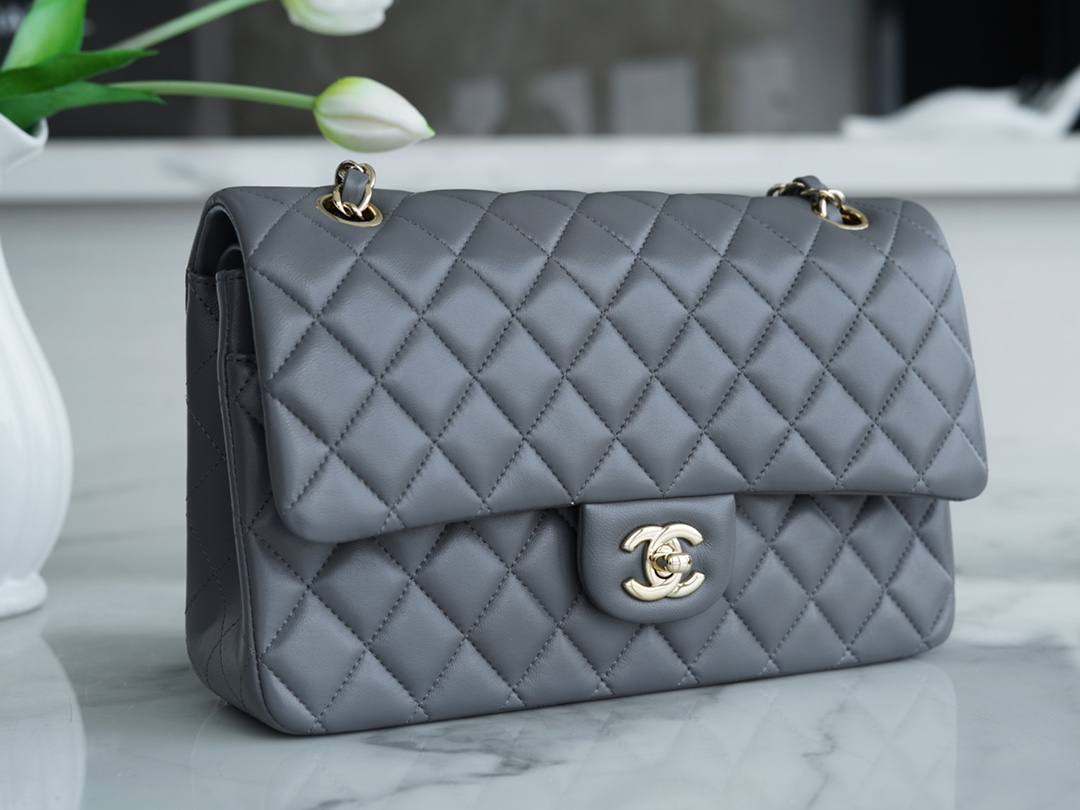 𝐂𝐇𝐀𝐍𝐄𝐋 Classic Flap Italy 🇮🇹 The 𝗚𝗥