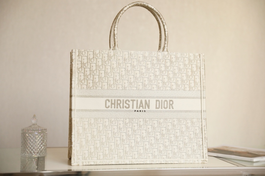 DIOR TOTE Gold DR-58