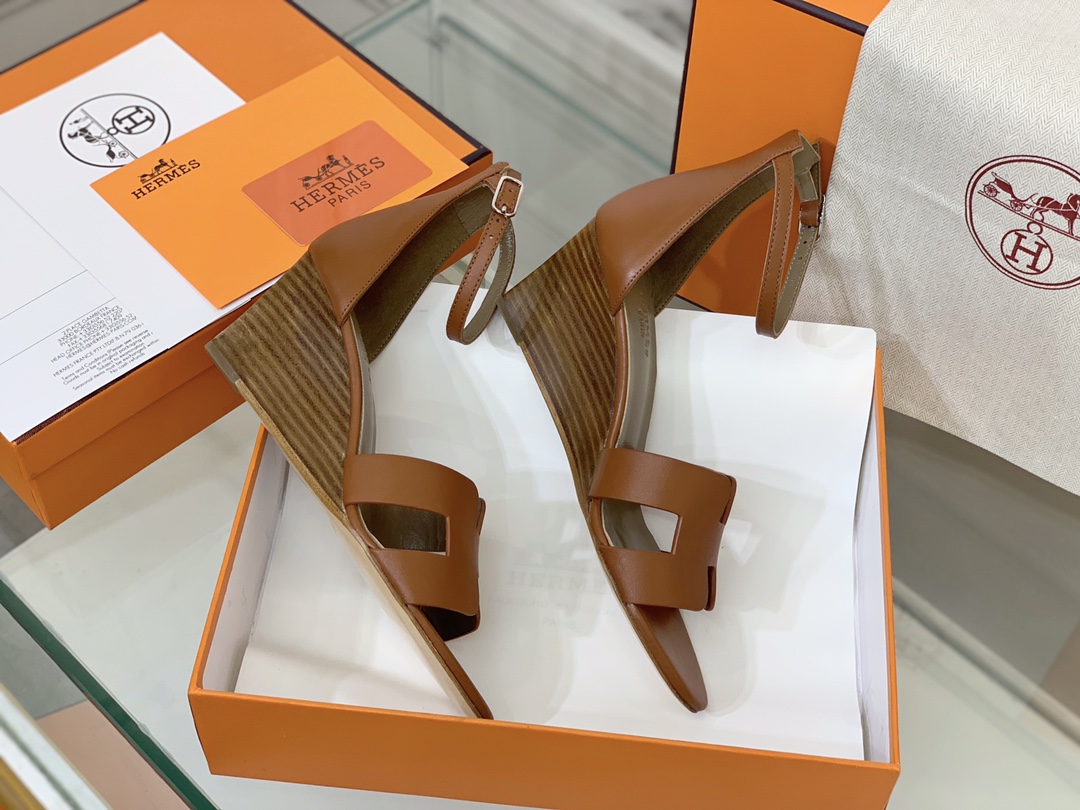 Hermes Santorini sandals