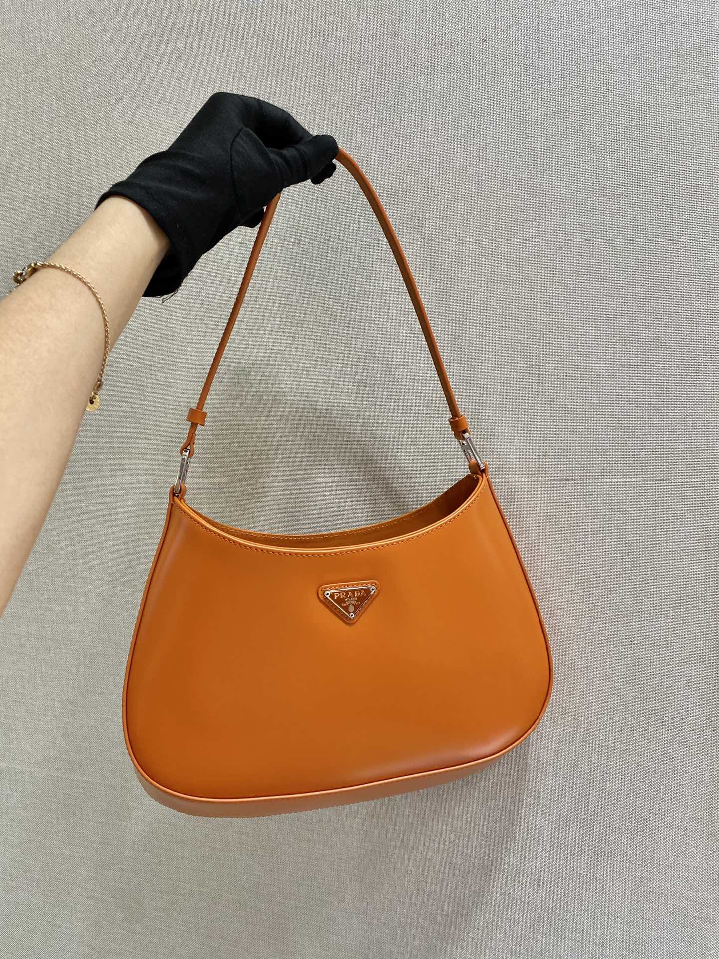 𝐏𝐑𝐀𝐃𝐀 New Underarm Bag 1BC499