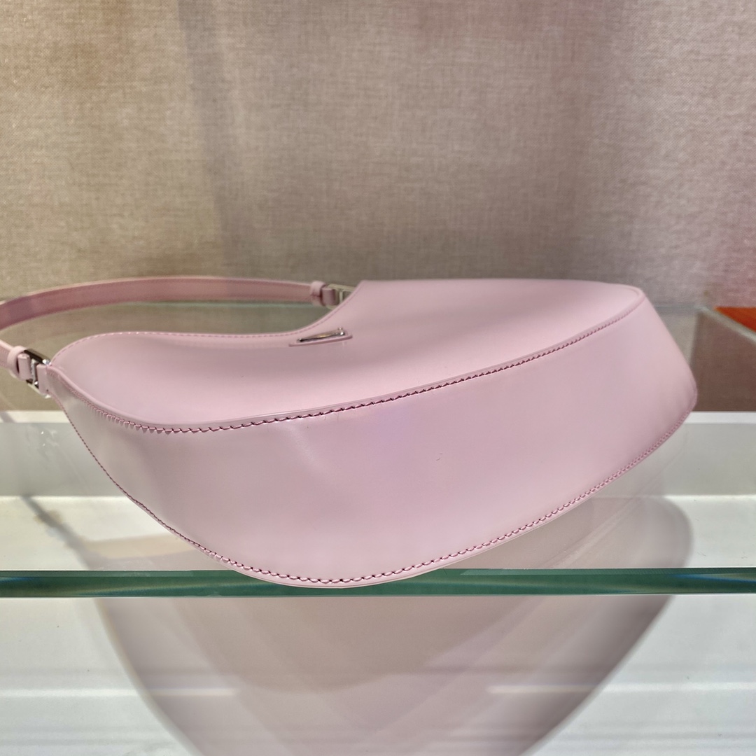 𝐏𝐑𝐀𝐃𝐀 New Underarm Bag 1BC499