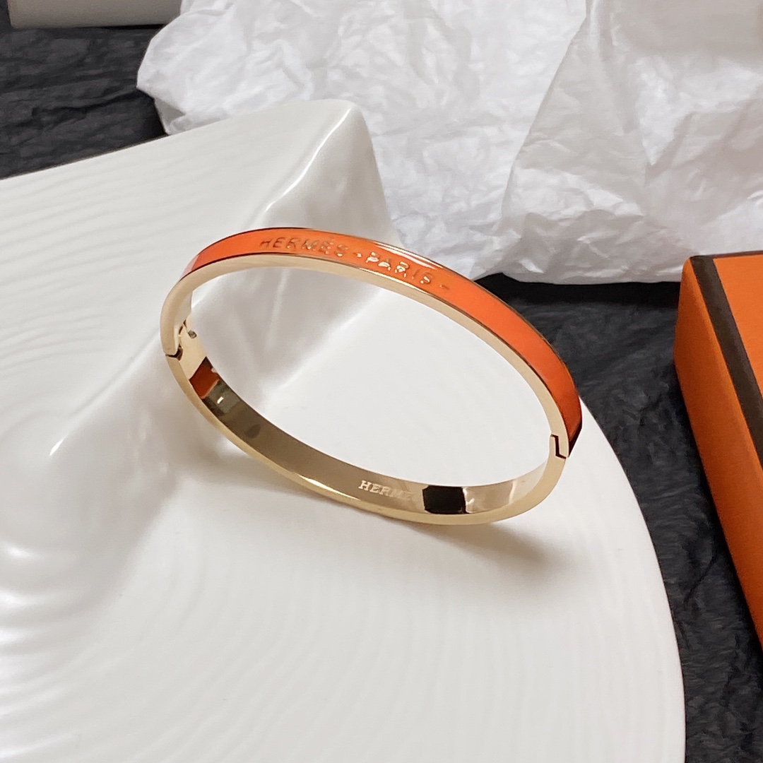 Hermes bracelet