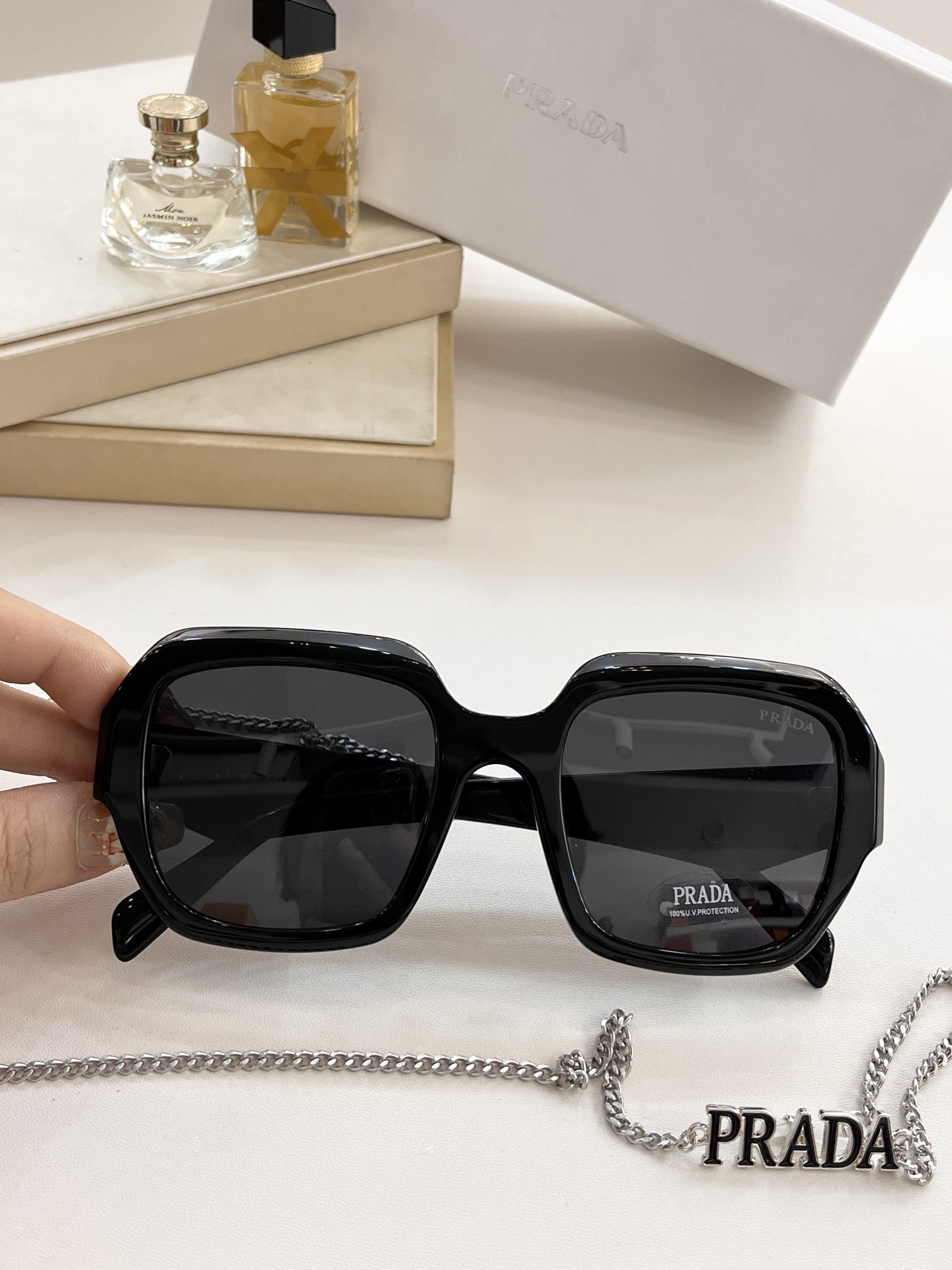 PRADA MODEL:OPR28ZS