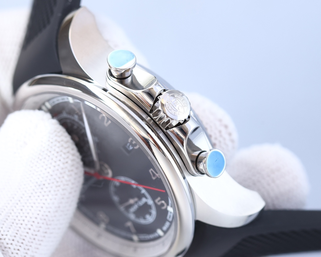 IWC- Portuguese IW390704 with Cal. 89361 chronograph movement Superluminova