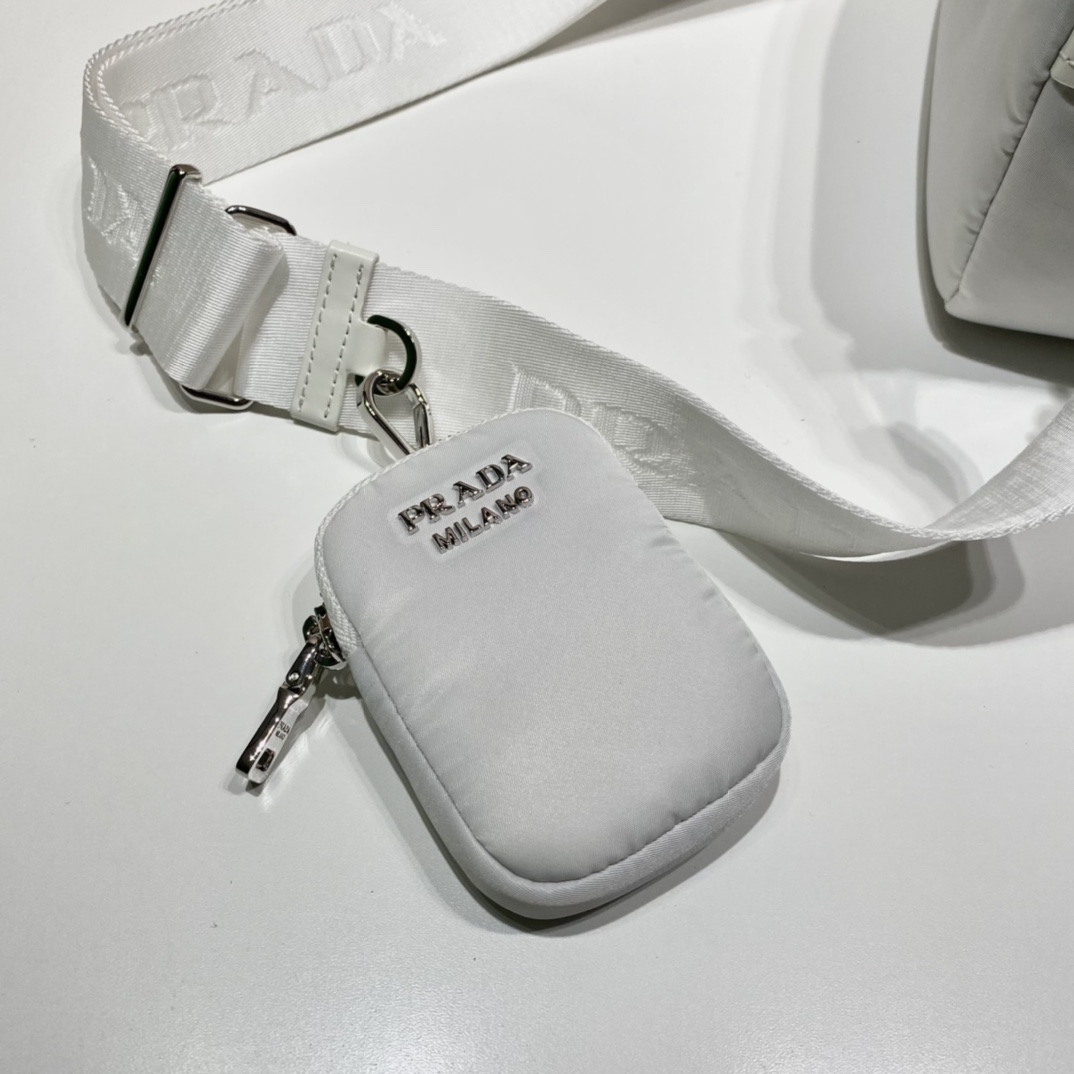 𝐏𝐑𝐀𝐃𝐀 New 1BD295