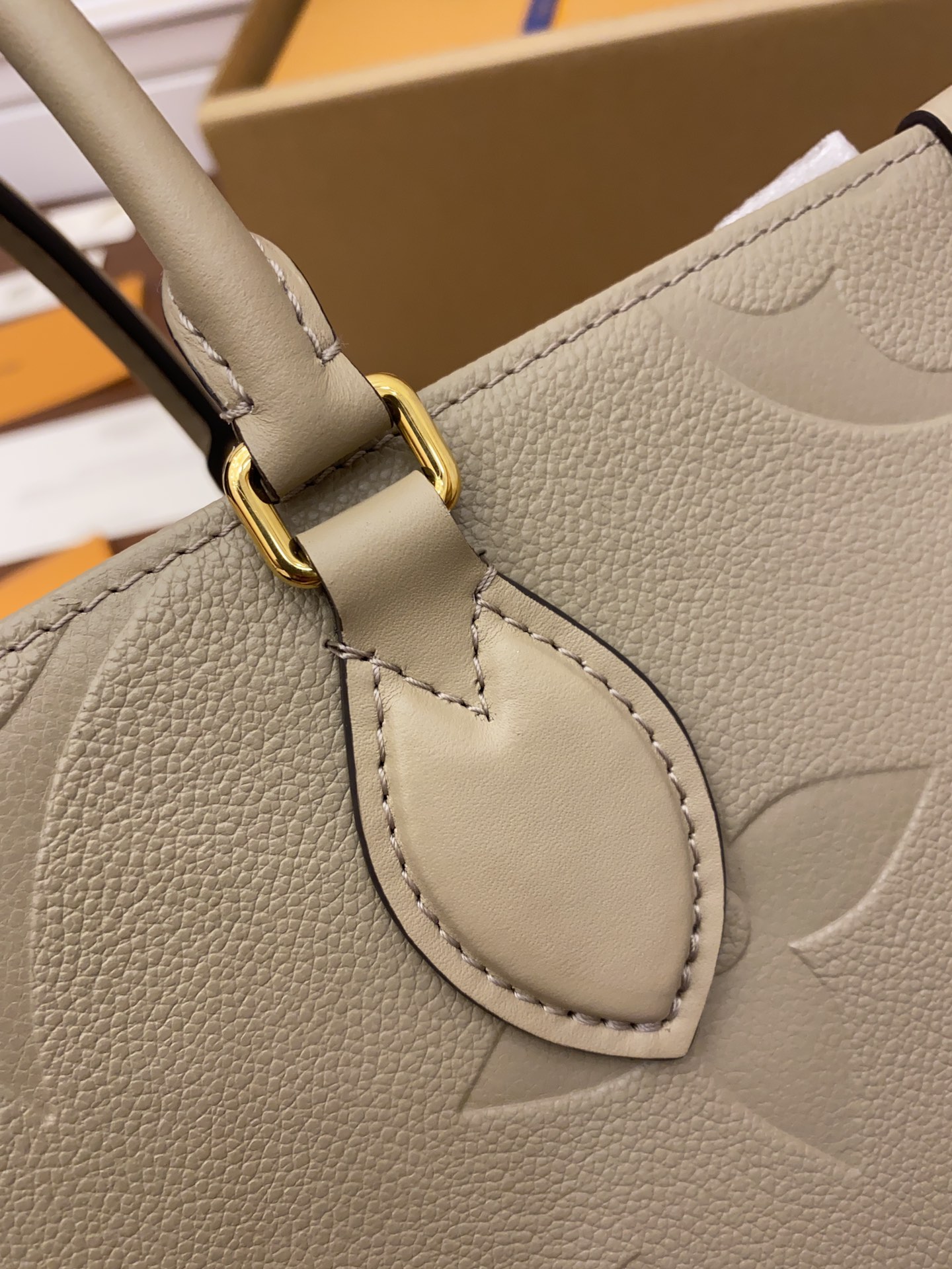 Louis Vuitton tote bag M45607