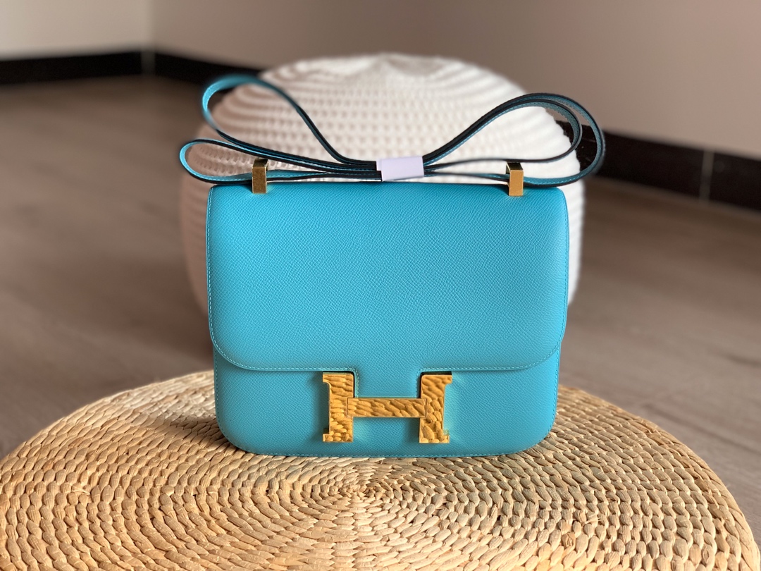 Constance 23cm north wind blue gold buckle epsom leather