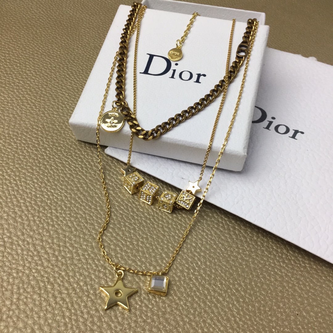 Dior necklace