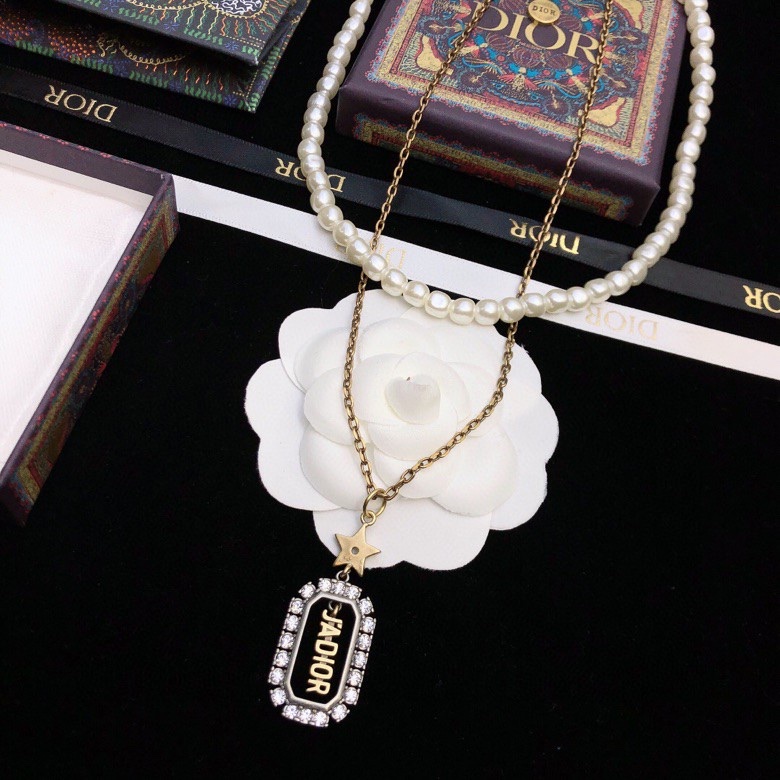 Dior necklace