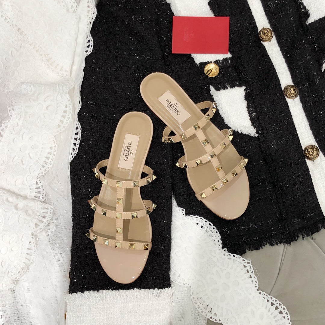 【Valentino】Valentino top version nude patent leather 3 strap flat slippers