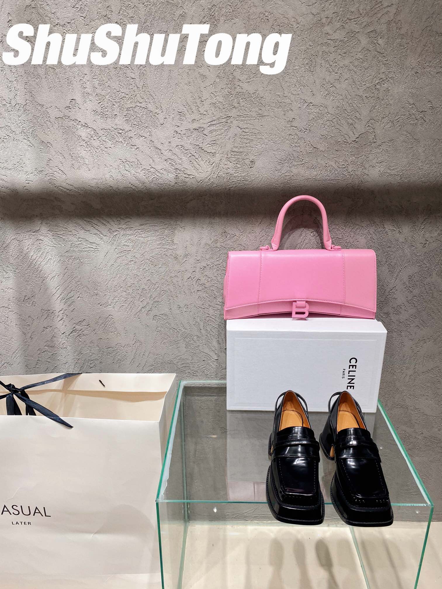 SHUSHUTONG| 𝟐𝟎𝟐𝟏/𝐒𝐒 𝐧𝐞𝐰 Machine retro Absolutely beautiful shushutong new Louboutins