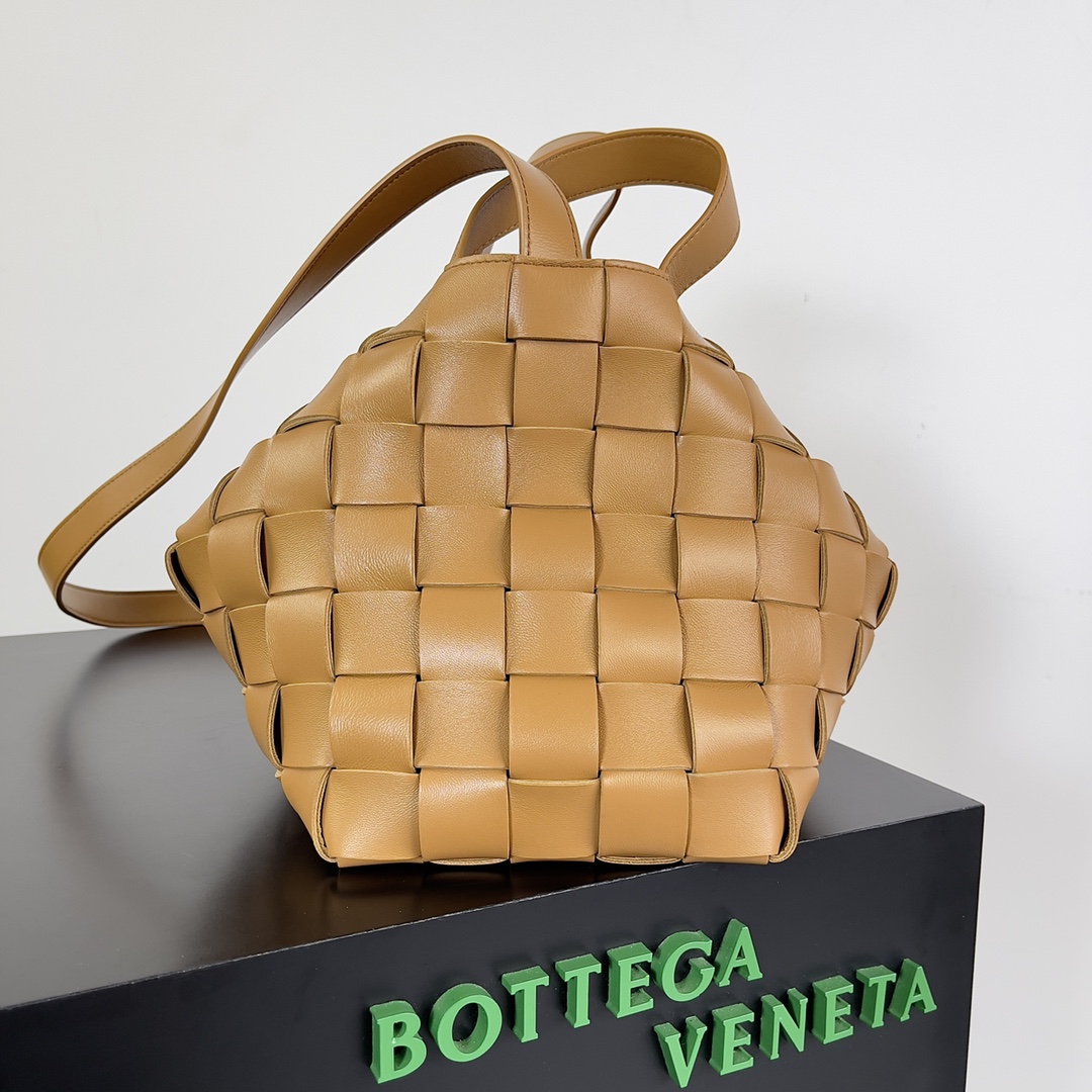 Bottega Veneta Bowling Bag Light Brown #80837