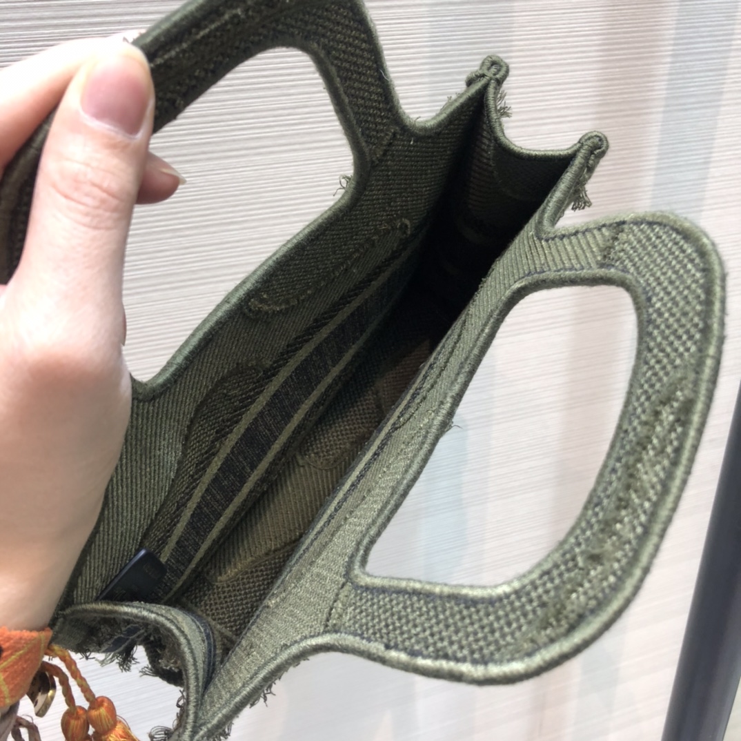 Camouflage series Mini Book tote