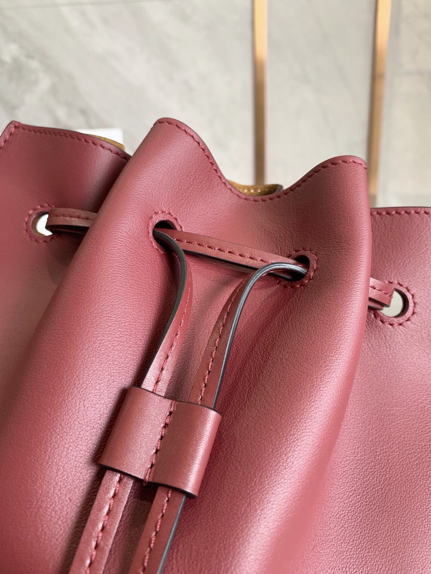 LOEWE Horseshoe flying saucer bag