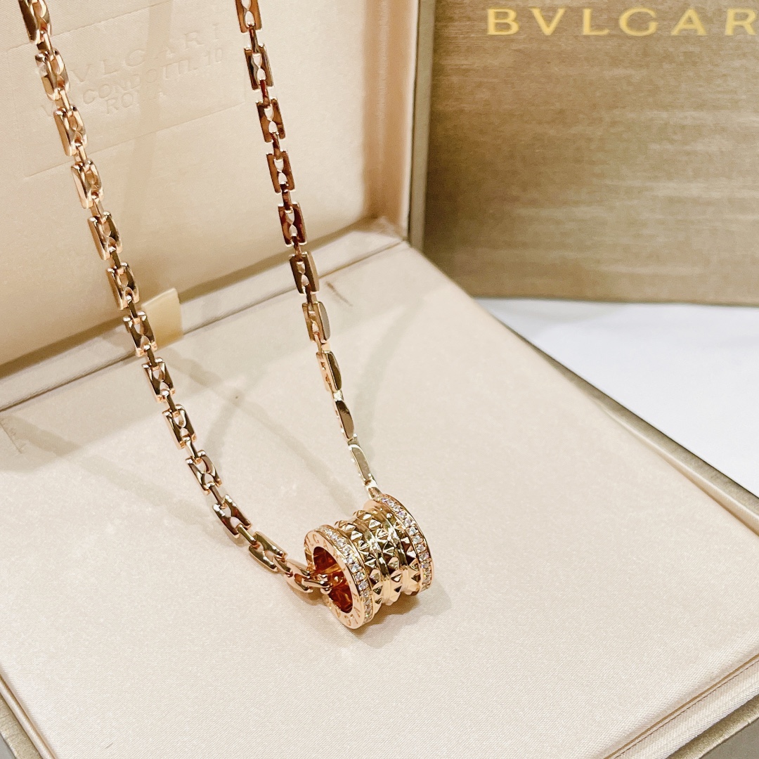 BVLGARI necklace