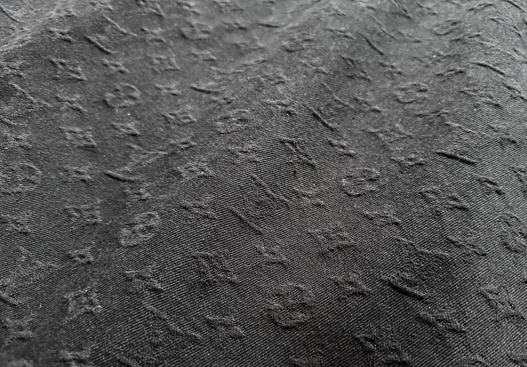 Louis Vuitton...New full flower black denim short-sleeved baseball uniform