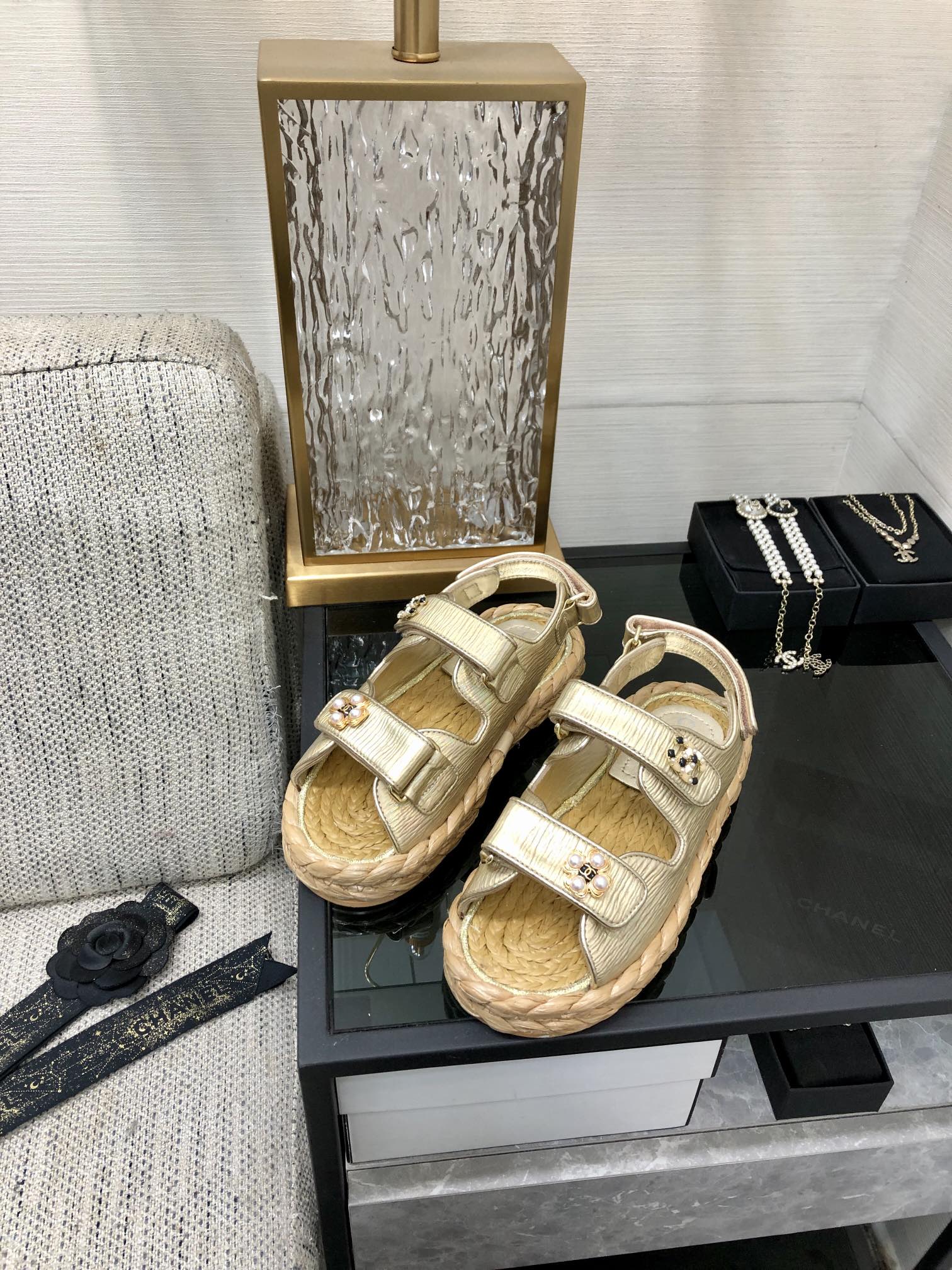 CHANEL 2023 spring and summer latest woven velcro sandals Japan imported woven materials