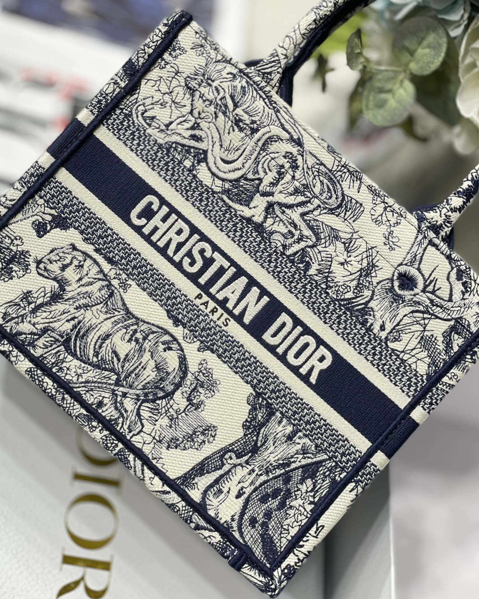 DIOR TOTE blue tiger embroidery