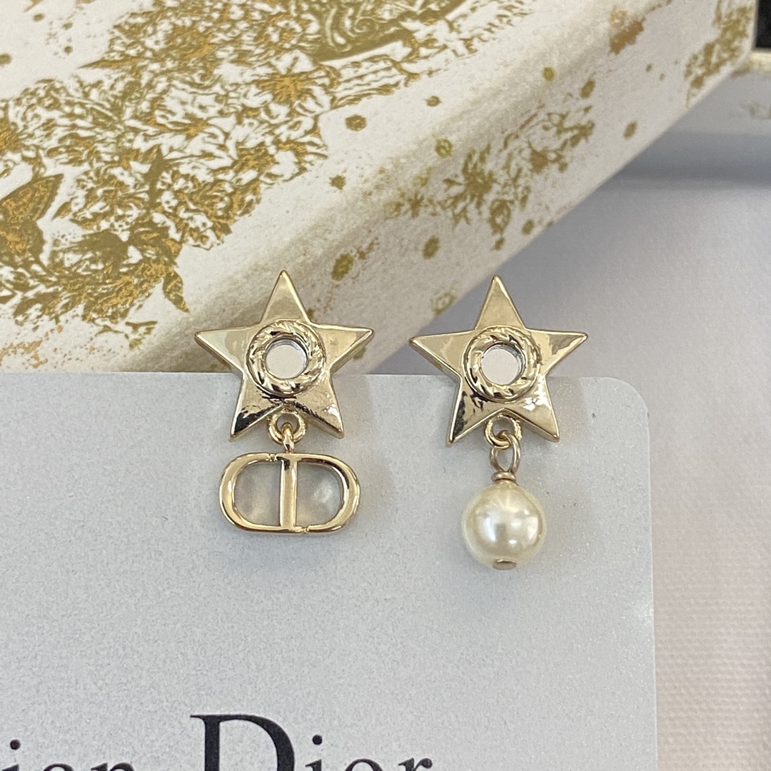 Dior stud earrings