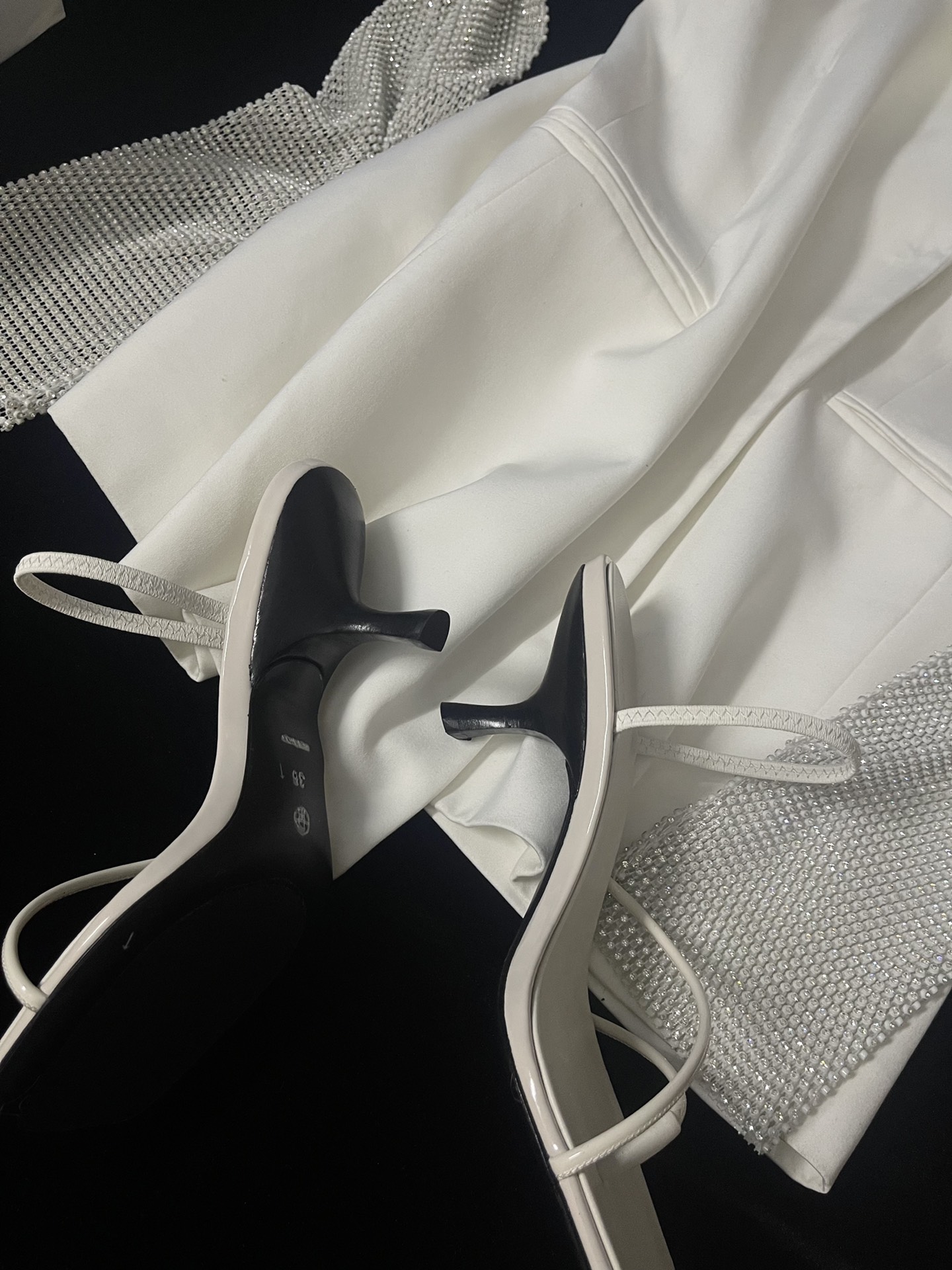 𝐓𝐡𝐞 𝐫𝐨𝐰 ｜𝟐𝟎𝟐𝟑/𝐒𝐒 𝐧𝐞𝐰 Minimalist sandals