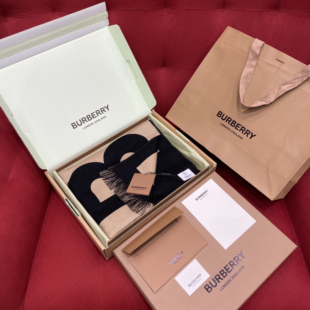 Burberry Classic Monogram Scarf 100% Wool