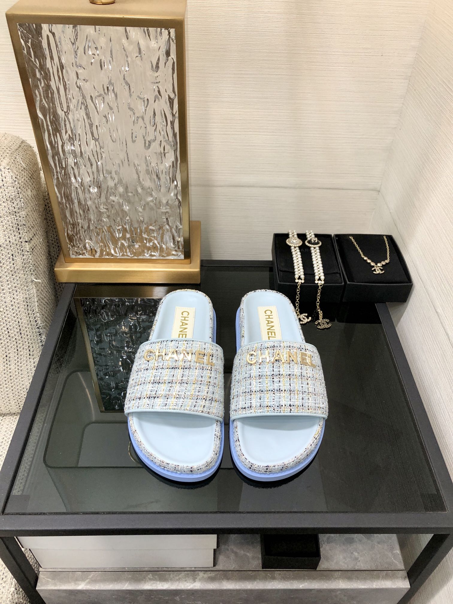 CHANEL 2022 early spring latest honey slippers fashion versatile series imported sheepskin cushioned feet