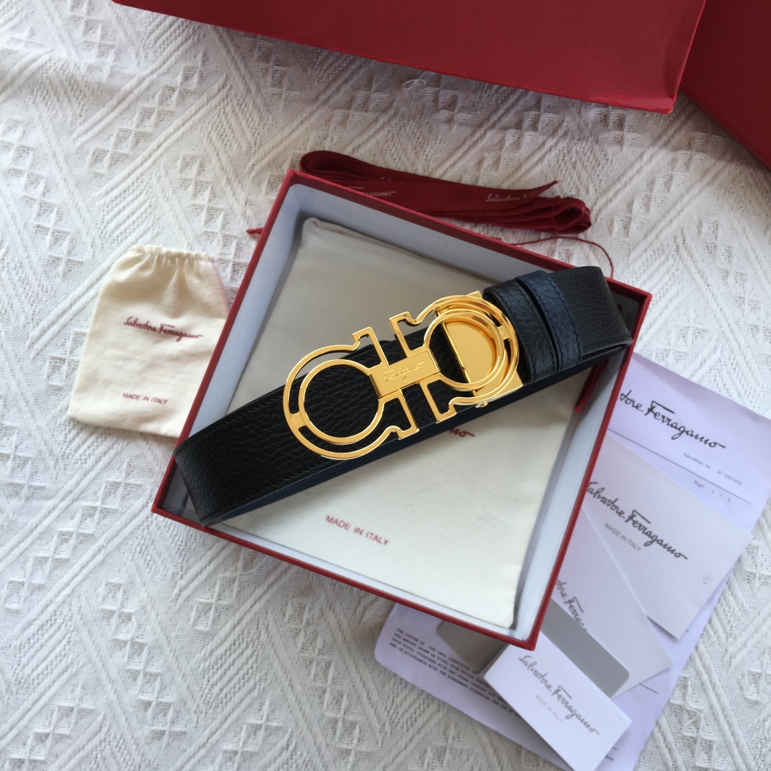 FERRAGAMO Gancini belt made of natural grain cowhide