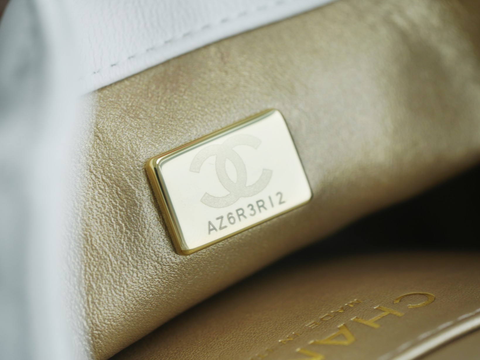 𝗖𝗛𝗔𝗘𝗡𝗟 ✦𝟐𝟑𝐂Metal ball square fat man white (synchronized with the latest version of 23C)