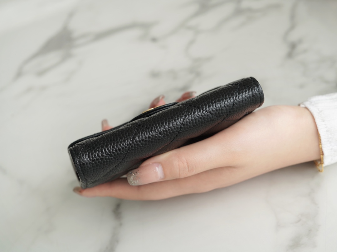 𝗖𝗛𝗔𝗘𝗡𝗟✦ 𝗖𝗹𝗮𝘀𝗶𝗰 𝗙𝗹𝗮𝗽 France 🇫🇷 Imported [HASS] Original Calfskin 🐂 Classic Trifold Wallet Black Gold