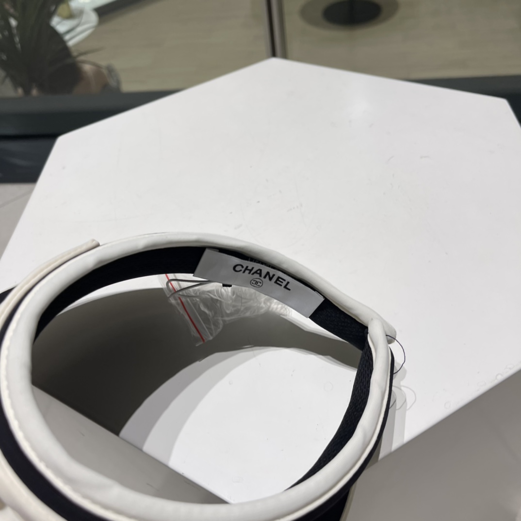 Chanel Bow Hat Empty Top Sun Protection UV Sun Shade Cap