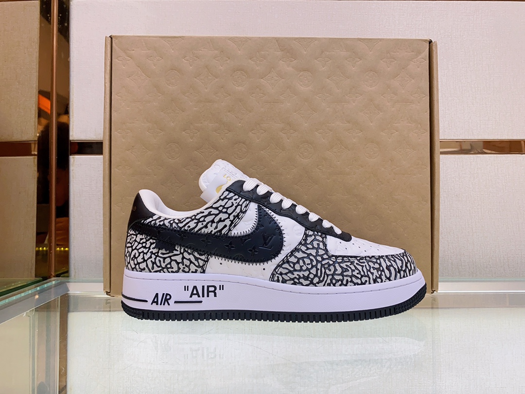 Louis Vuitton Nike joint 🆕Men's Abbesses sneakers