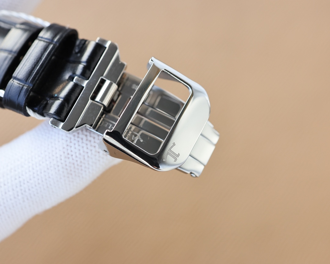 Jaeger-LeCoultre Master Ultra-thin Collection