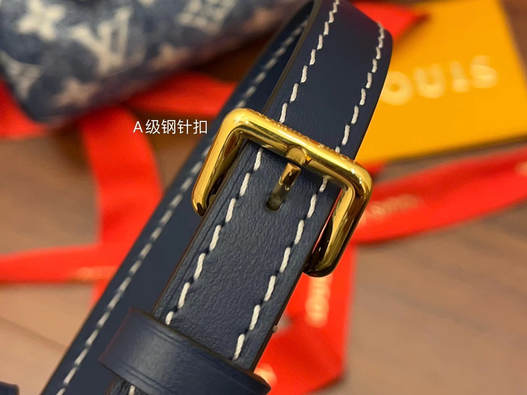 Louis Vuitton M81168