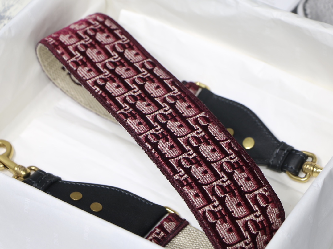 Dior date red D Oblique velvet shoulder strap