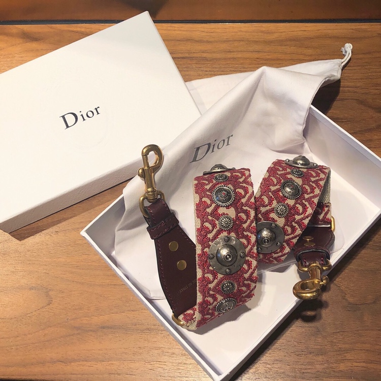 Dior Bohemian Roman burgundy straps ❤️