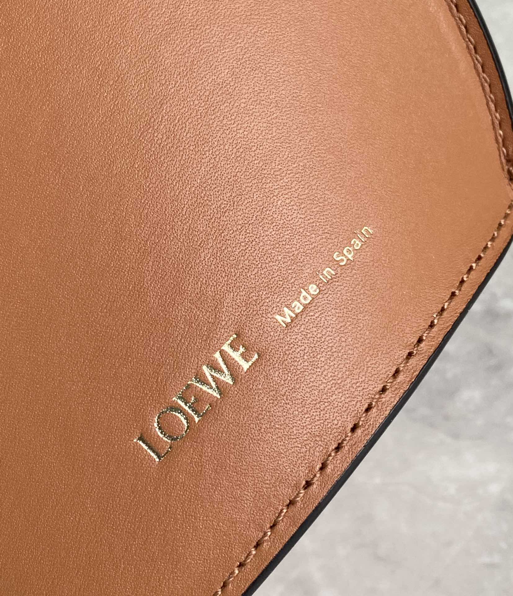 LOEWE   Moulded Bucket Bag