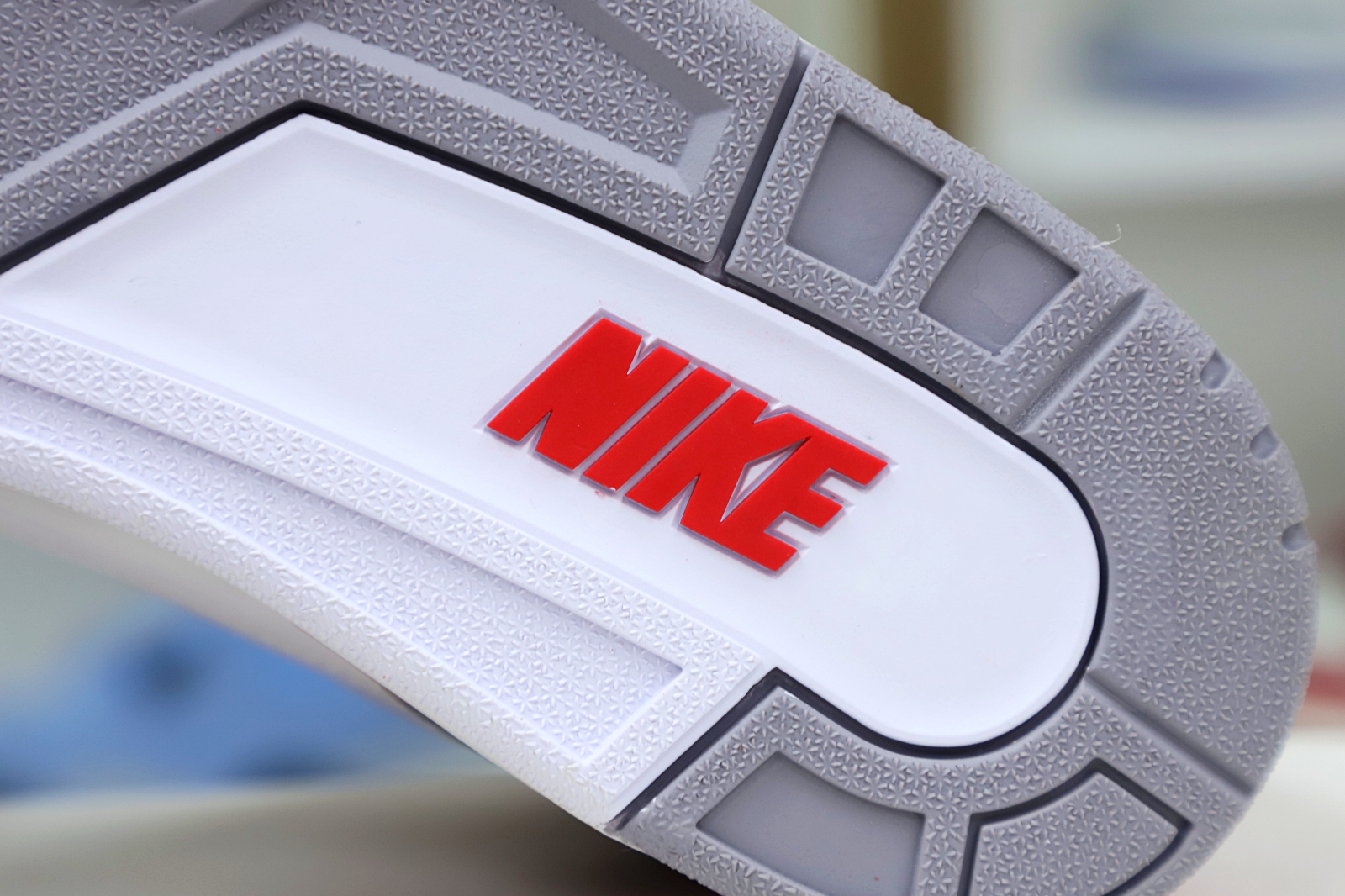 AIR JORDAN 3RETRO FIRERED （DN3707-160)