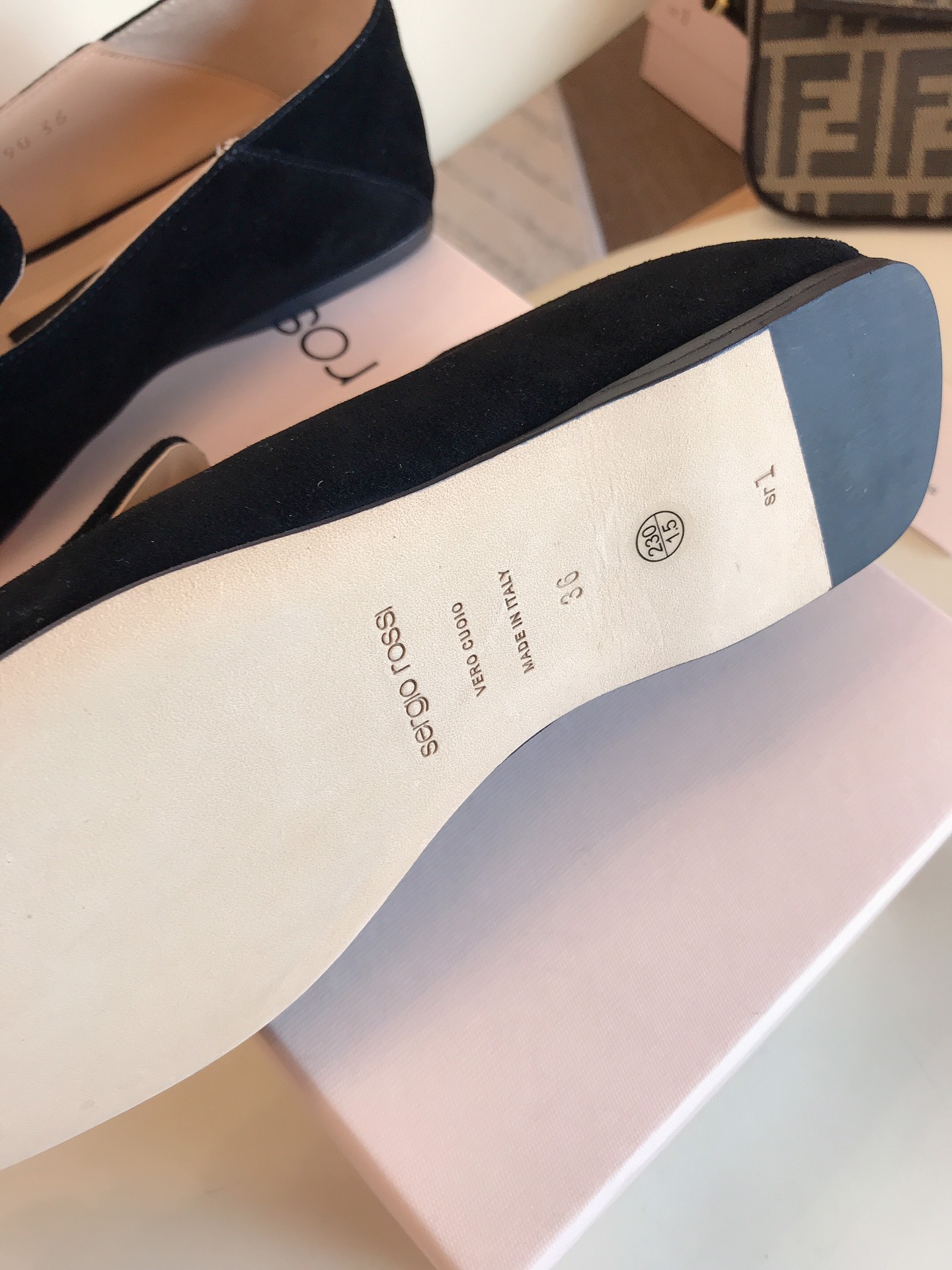 𝐒𝐇𝐔𝐒𝐇𝐔𝐓𝐎𝐍𝐆｜𝟐𝟎𝟐𝟑/𝐒𝐒 𝐧𝐞𝐰 The most bow-tied and best-looking shoe of the year