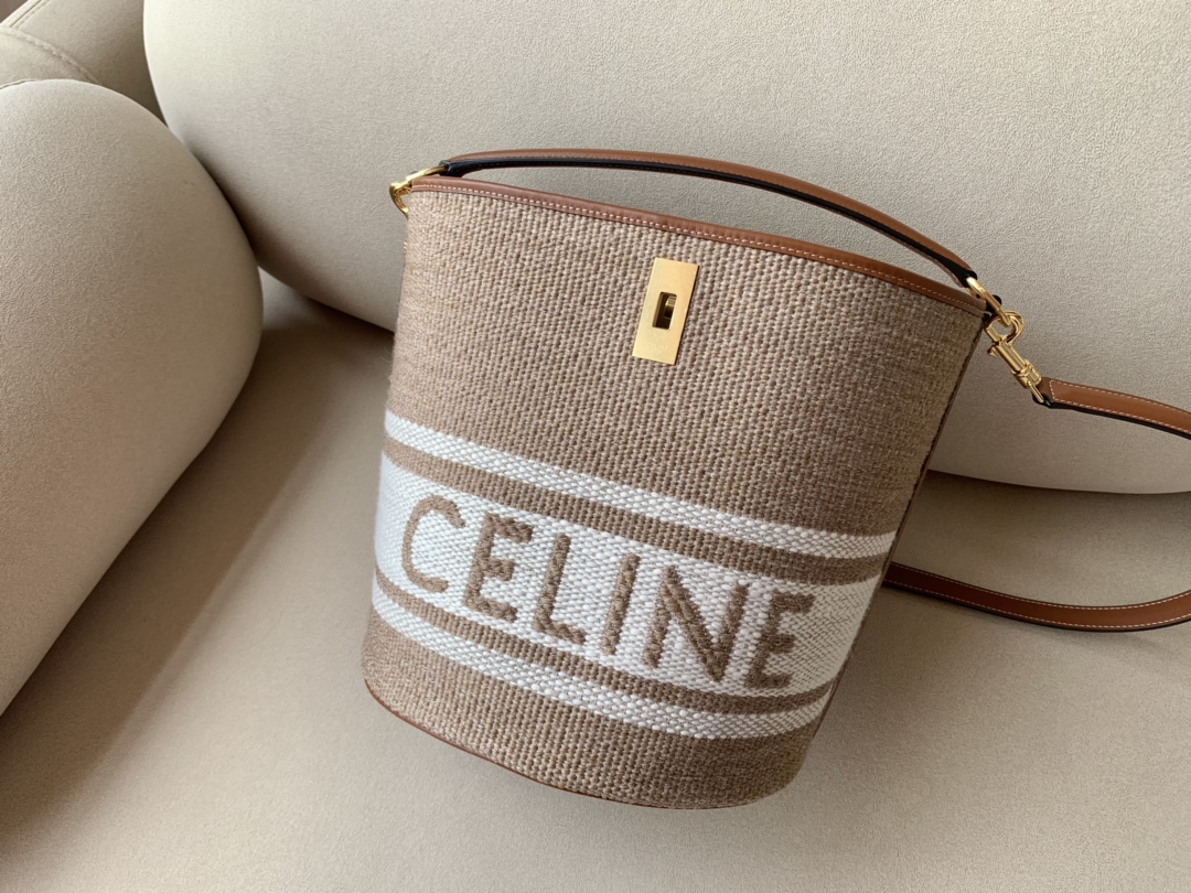 𝐂𝐞𝐥𝐢𝐧𝐞 BUCKET 16 bag in jacquard and calfskin
