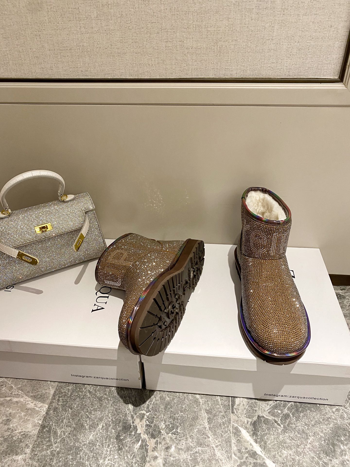 supermen & Louis Vuitton LV cooperation models full of diamonds snow shoes on the new lining pure wool super warm