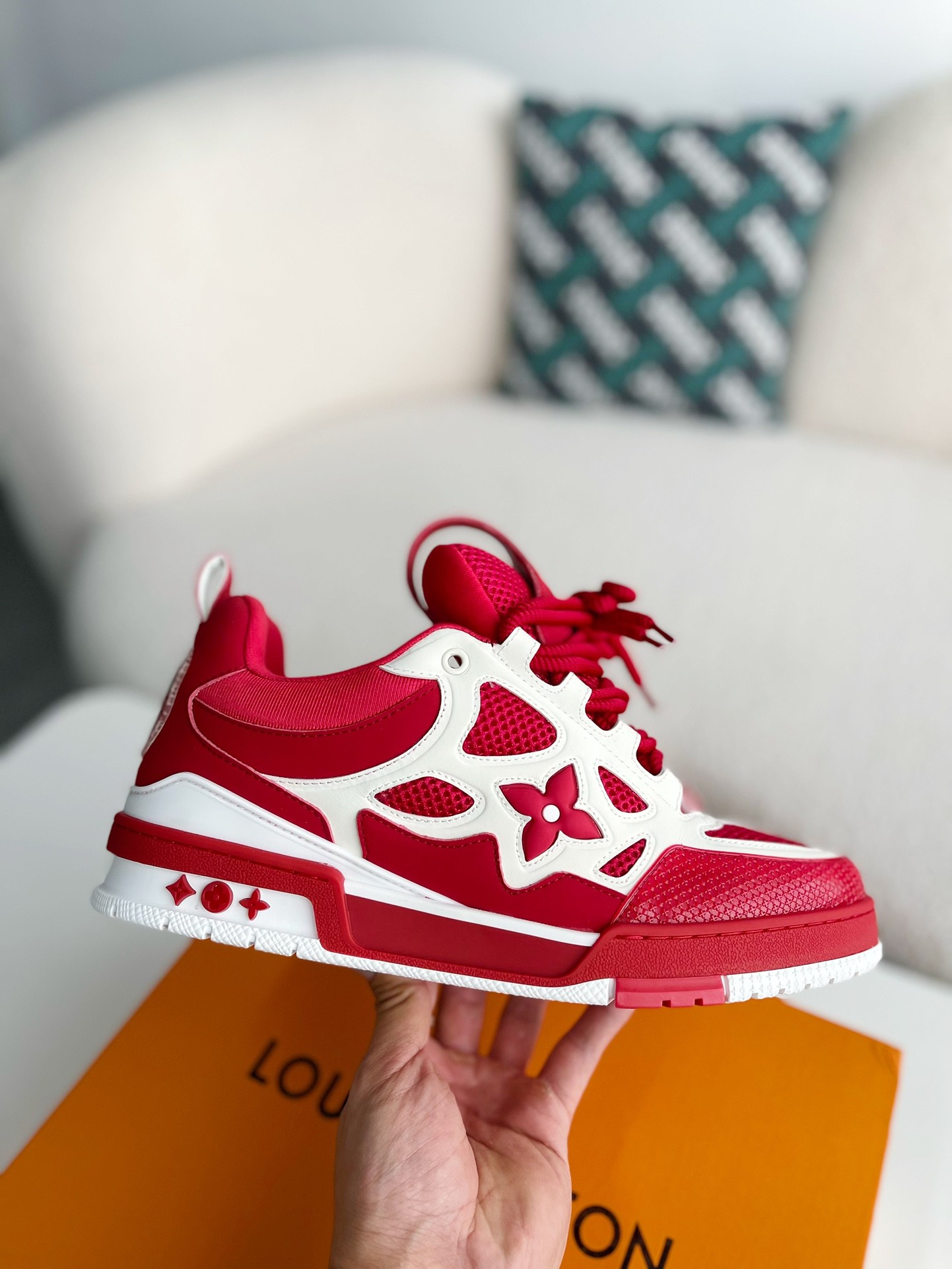 LOUIS VUITTON RUNNER TATIC Sneakers