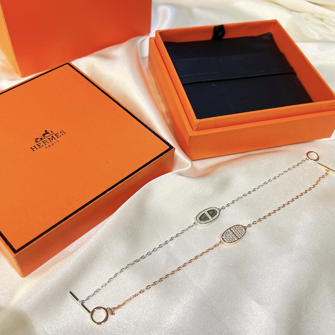 Hermes bracelet