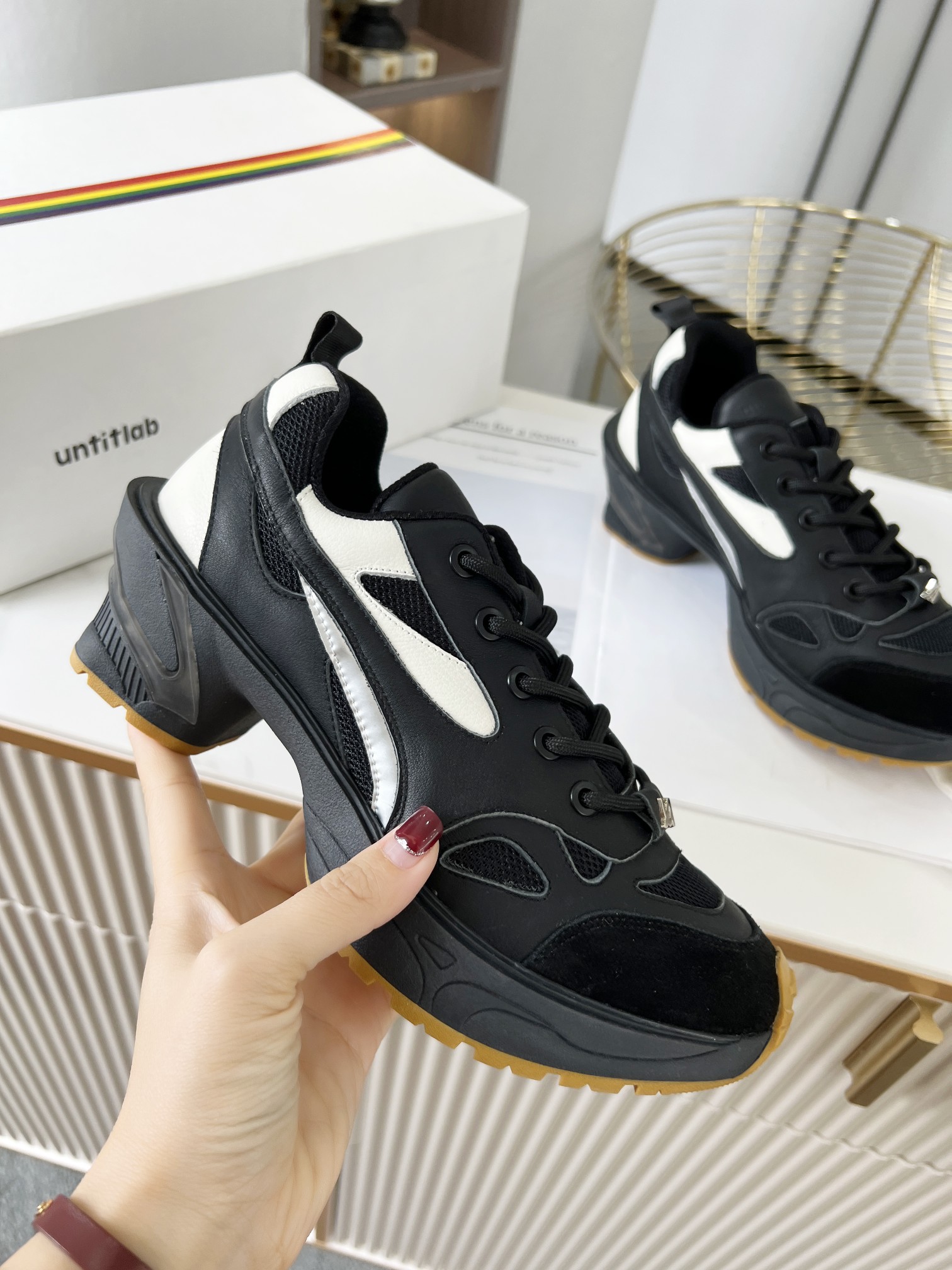 Untitlab 𝟐𝟎𝟐𝟐/𝐒𝐒 𝐧𝐞𝐰  Early spring capsule series of high-heeled sports sneakers sneakers can also be very fashionable