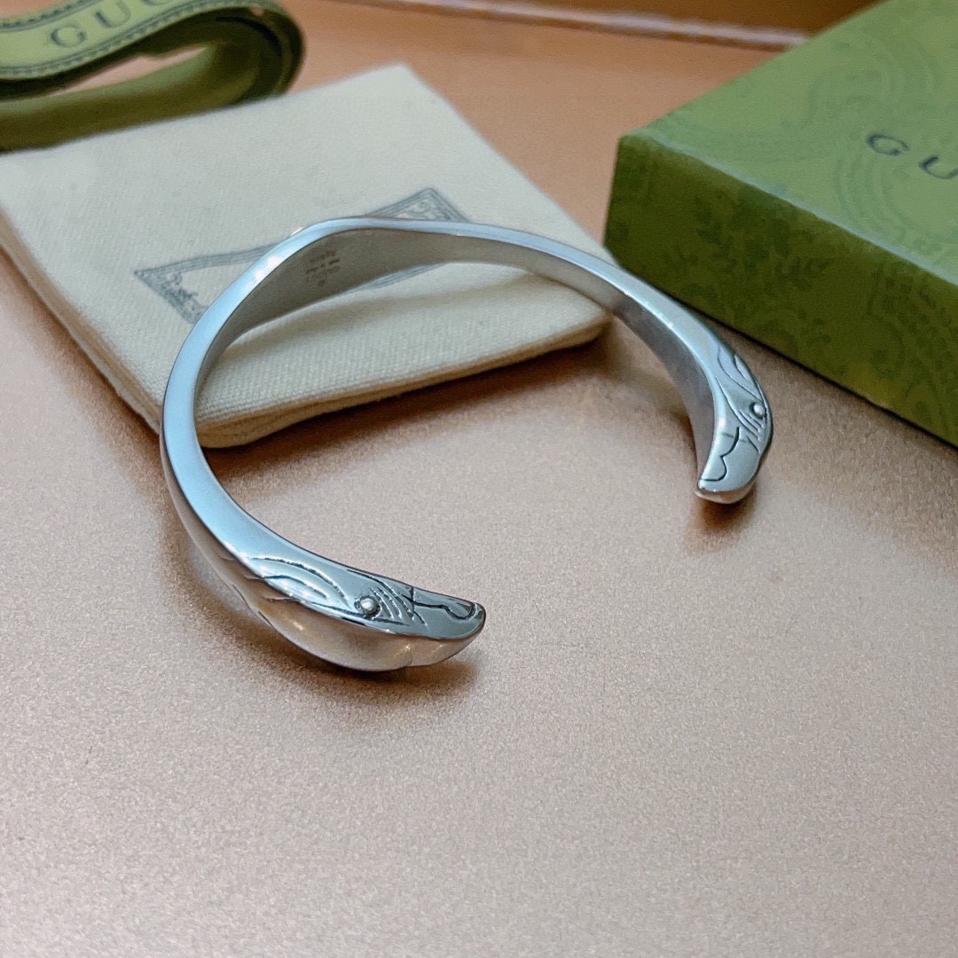 𝐆𝐮𝐜𝐜𝐢 Anger Forest series double G classic series retro silver bracelet