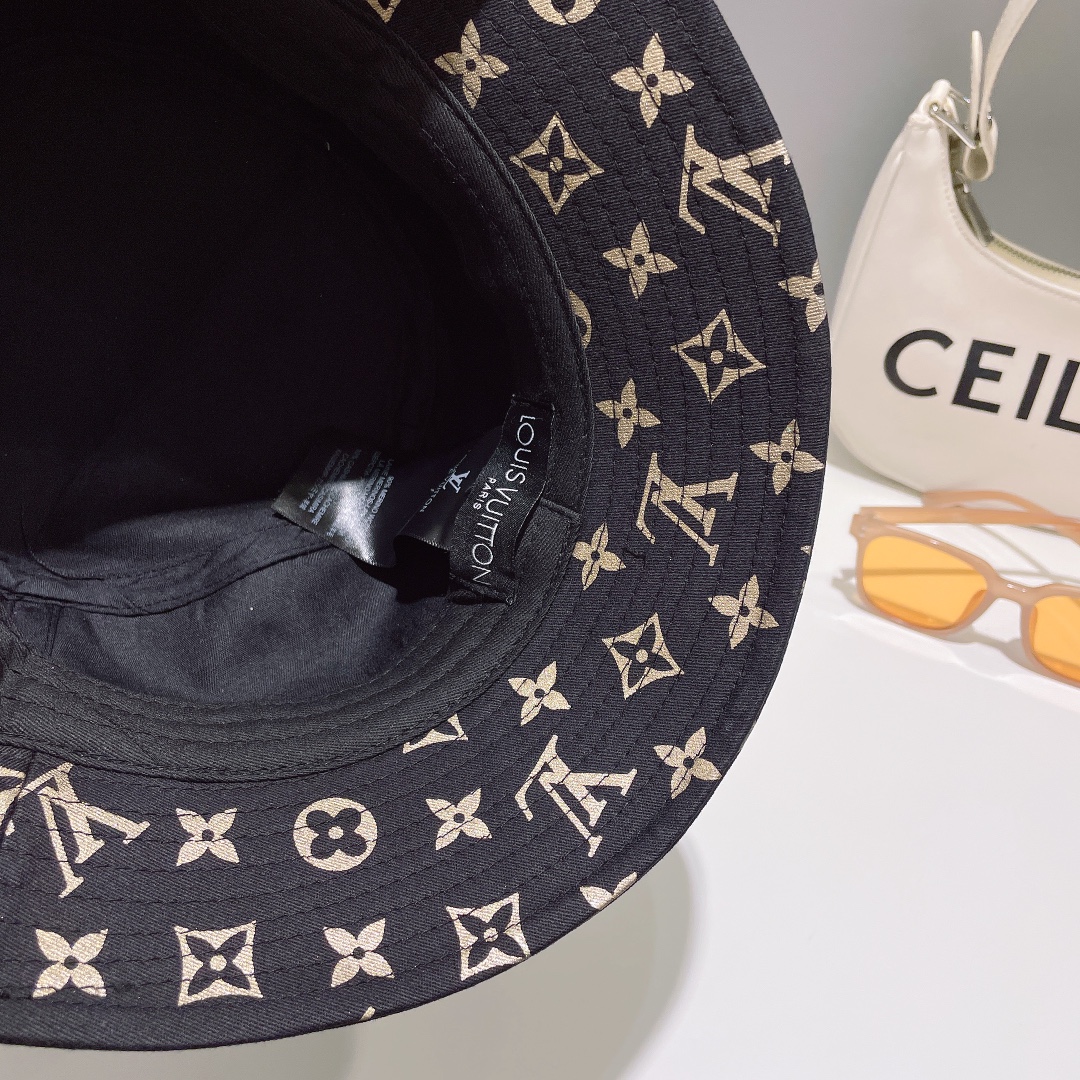 LouisVuitton 😍New LV Bucket Hat