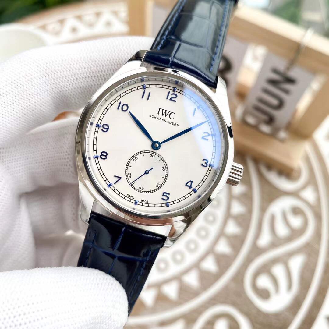 IWC- Fine men's watches Fully automatic mechanical movement, top 316 steel case and strap