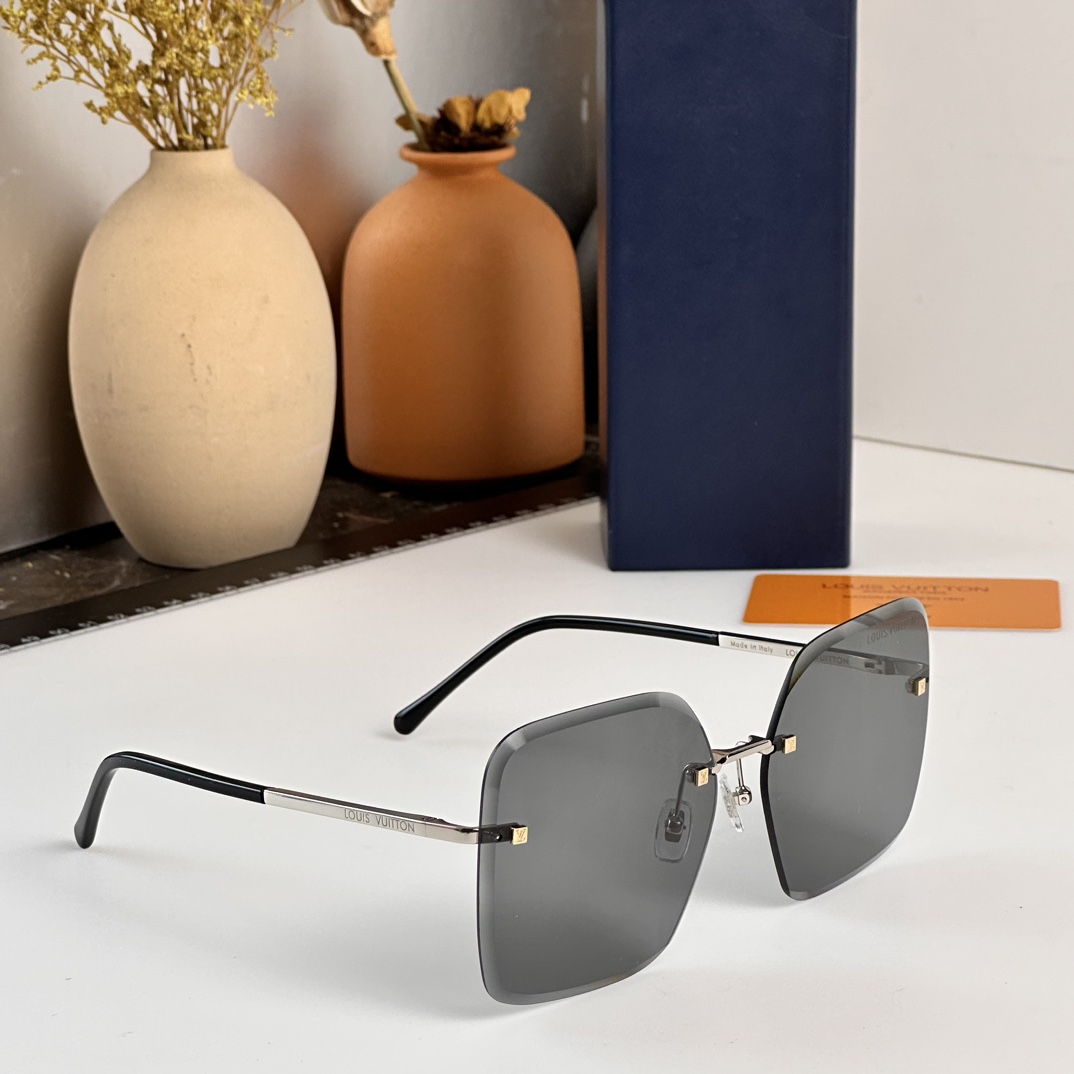 LOUIS VUITTON✨✨✨MODEL：Z1709U