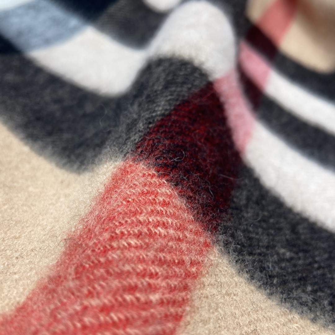 Burberry classic cashmere reversible shawl_ 100% cashmere